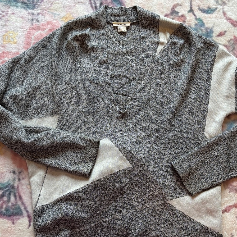 Helmut Lang Women’s Gray V-Neck Knit Sweater Size M